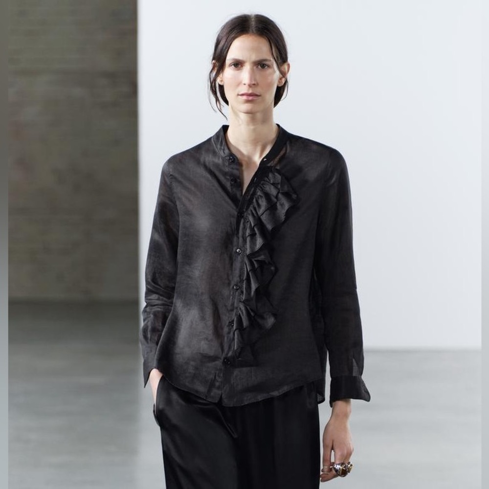 Zara Ruffled linen button down black blouse sz.XS